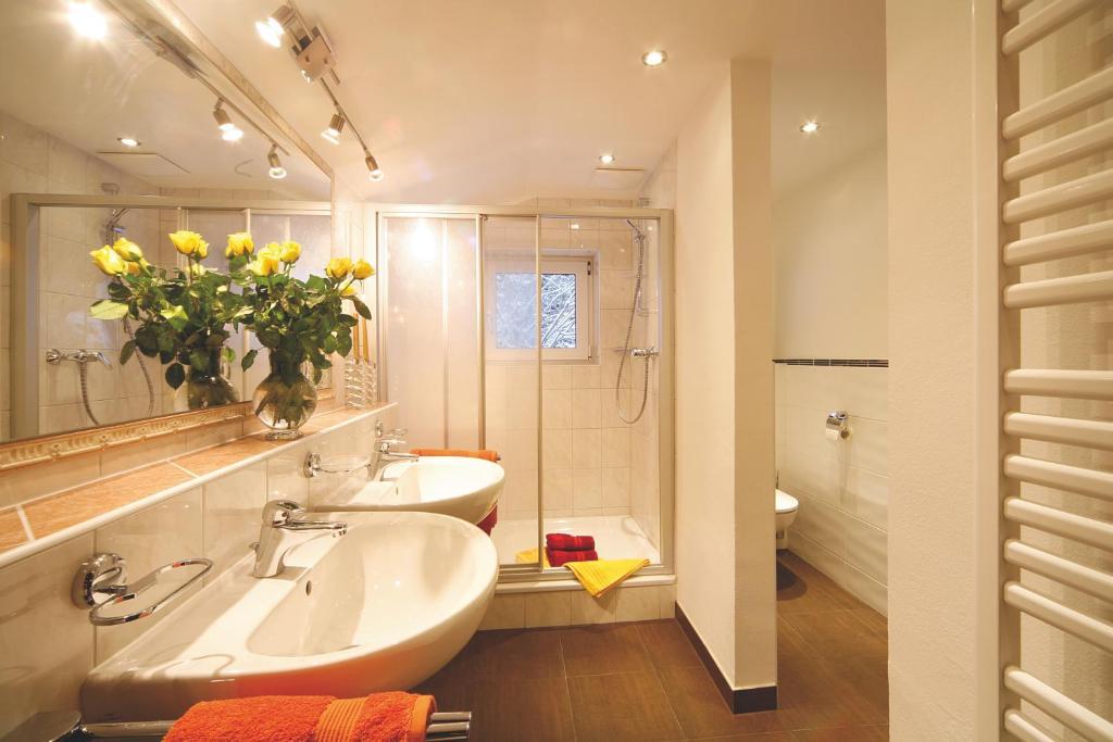 Apartment Haus Schatz 키츠부헬 객실 사진