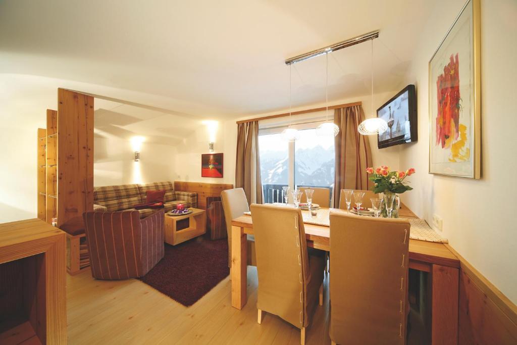 Apartment Haus Schatz 키츠부헬 객실 사진