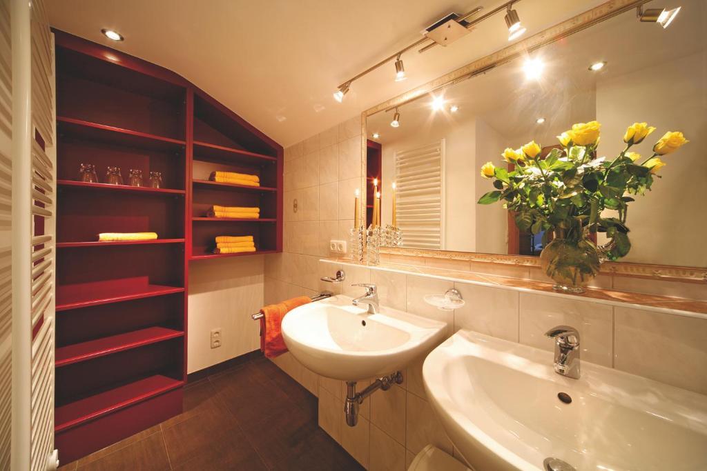 Apartment Haus Schatz 키츠부헬 객실 사진