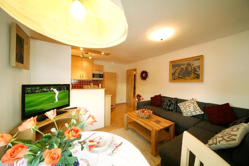 Apartment Haus Schatz 키츠부헬 객실 사진