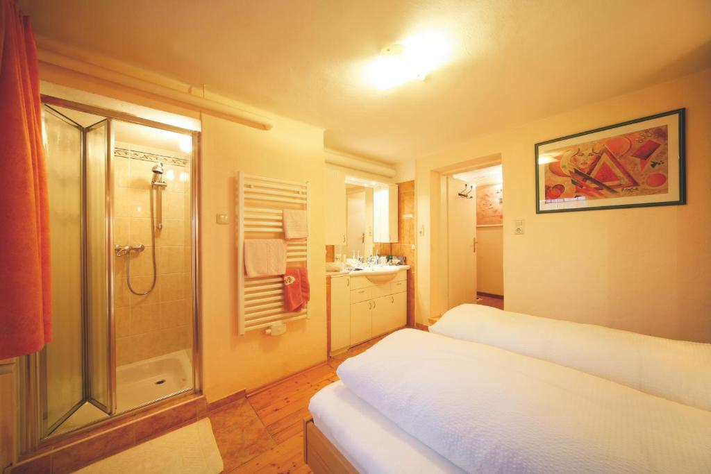Apartment Haus Schatz 키츠부헬 객실 사진